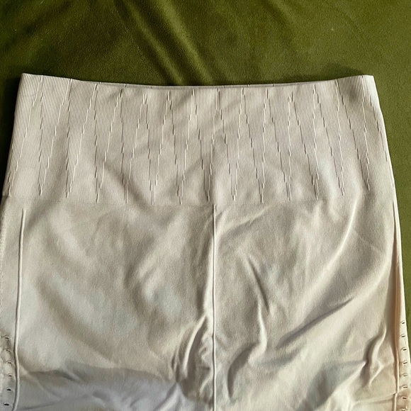 Anthropologie Leggings Size M - Picture 6 of 9